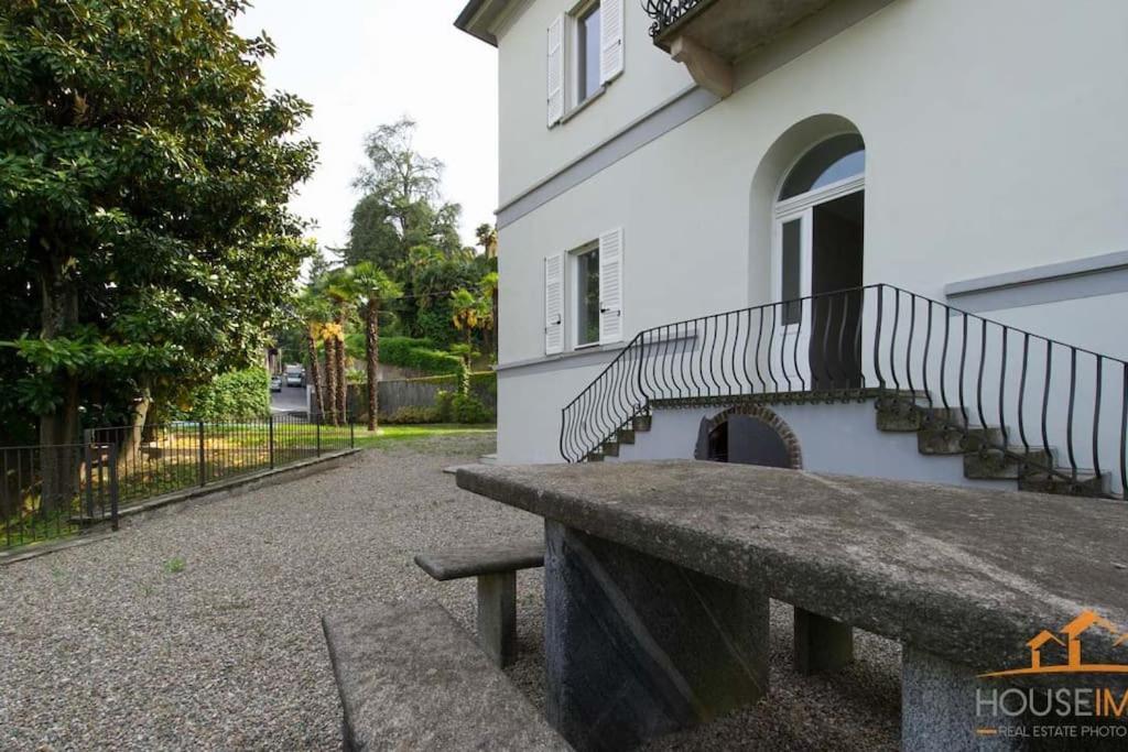 Lake Pool&Garden House Meina Exterior foto